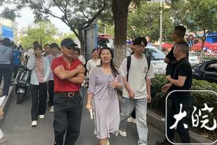 人高马大！赛前合影？来自黎巴嫩的四官，比武磊等人高出一个头